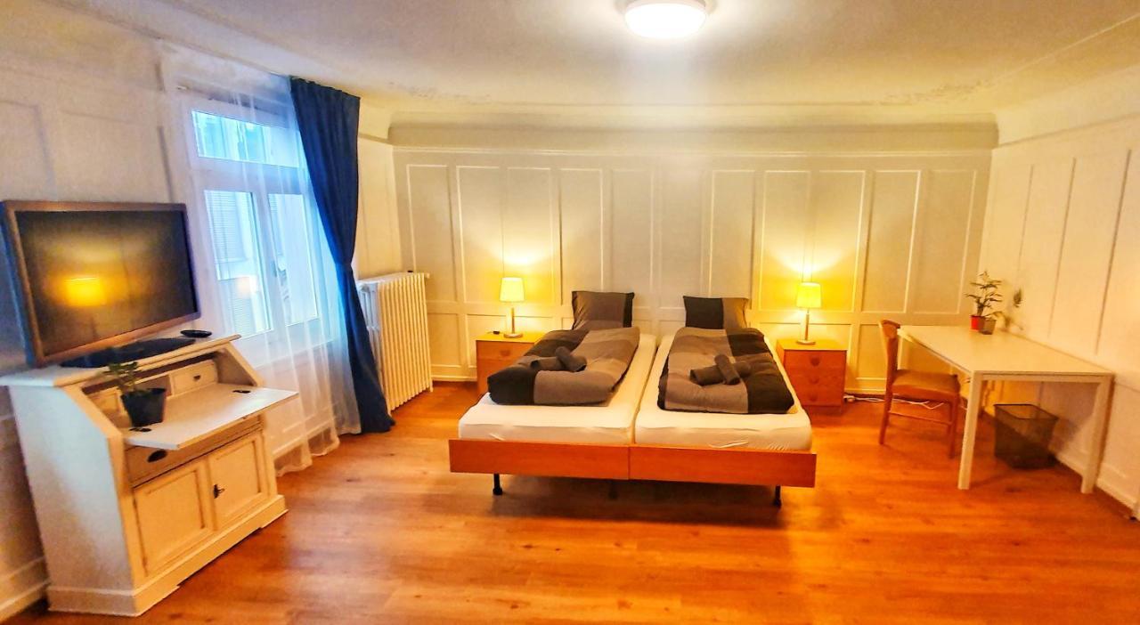Sensi Living Station Apartamento Pfäffikon Exterior foto
