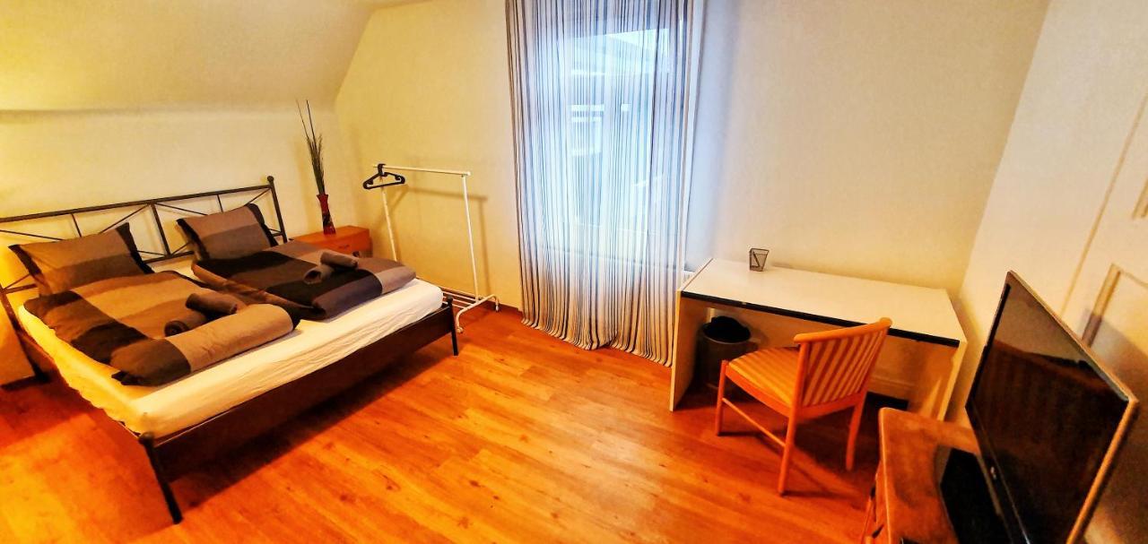 Sensi Living Station Apartamento Pfäffikon Exterior foto