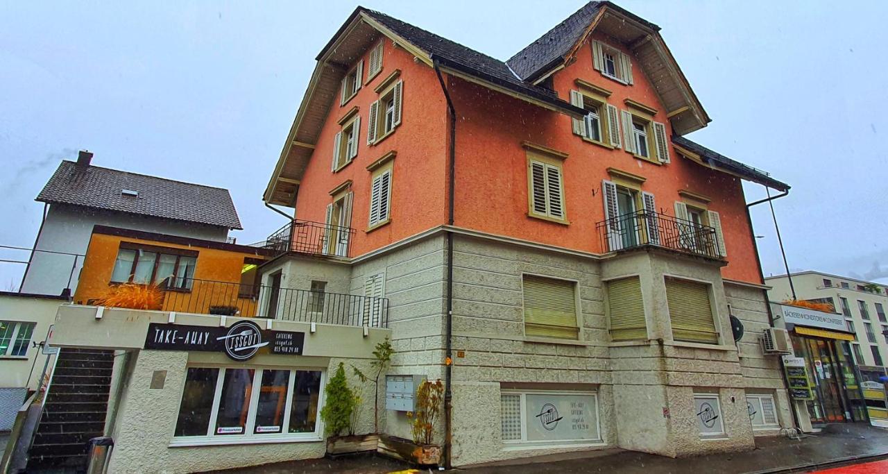 Sensi Living Station Apartamento Pfäffikon Exterior foto